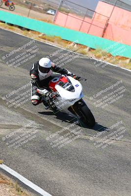 media/Oct-15-2022-TrackXperience (Sat) [[8f70b8b0be]]/Group 2/session 2 turn 3 and 4/